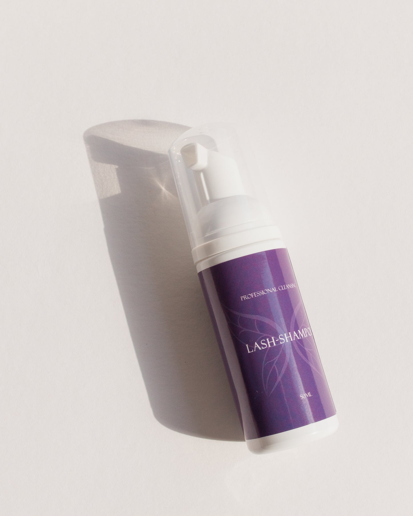 Lash shampoo