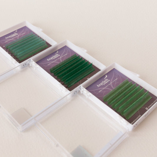 Angelash_green_lash_trays_in_three_cases