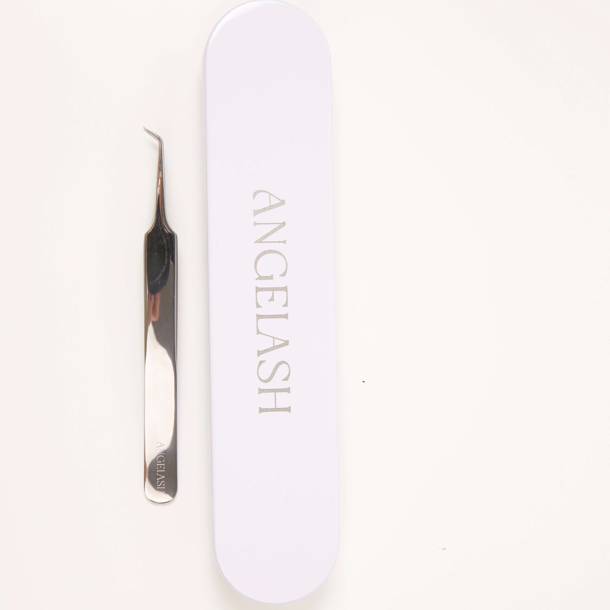 Angelash_tweezer_with_white_case_top_view