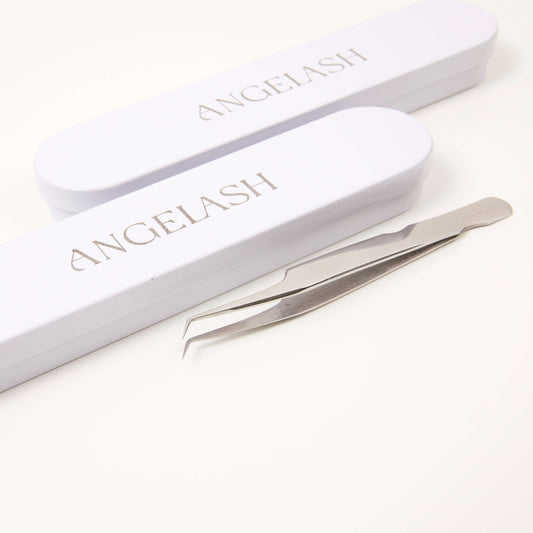 Angelash_silver_tweezers_with_two_white_cases