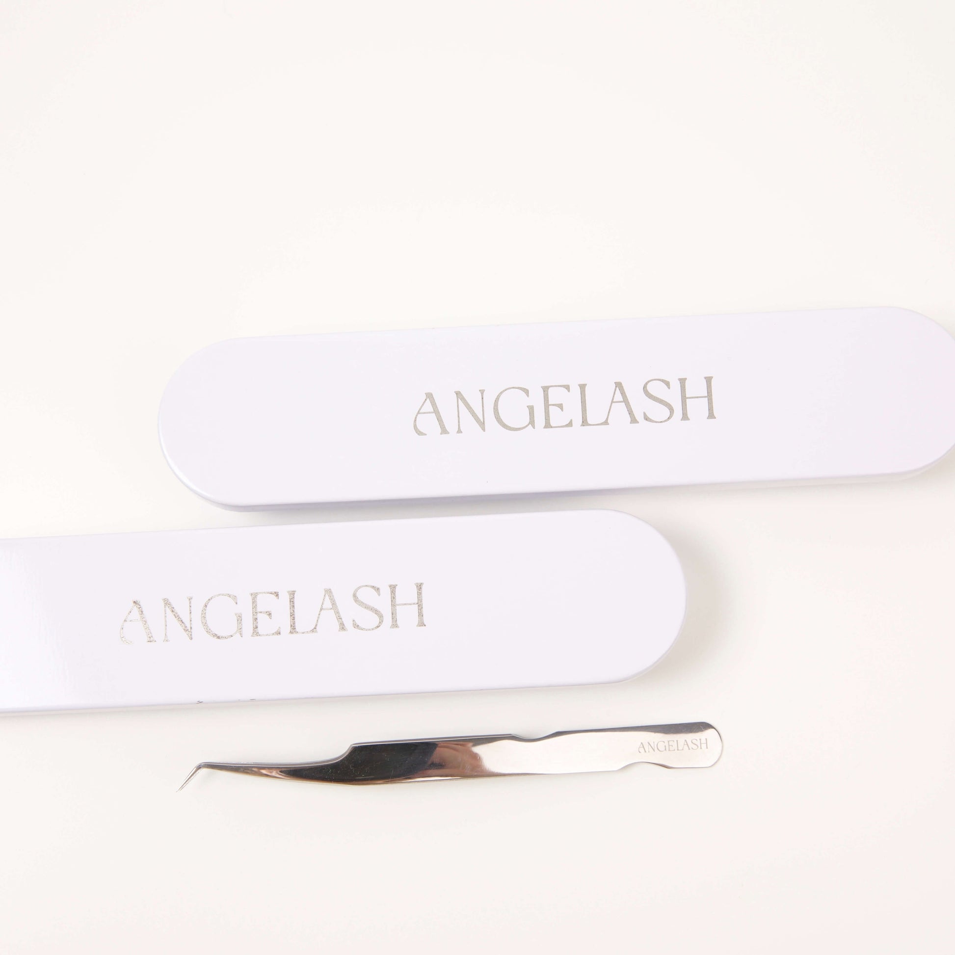 Tweezer for volume eyelash extensions 